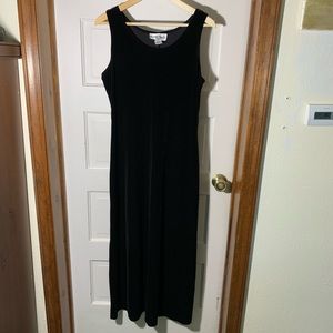 RonniNichole velvet Dress